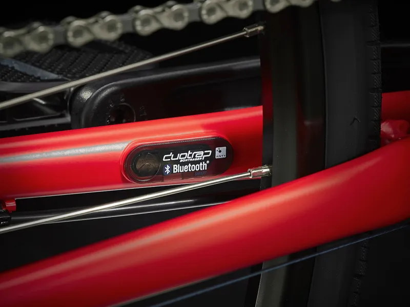 TREK FX 2 Disc Hybrid Bike in Viper Red-4